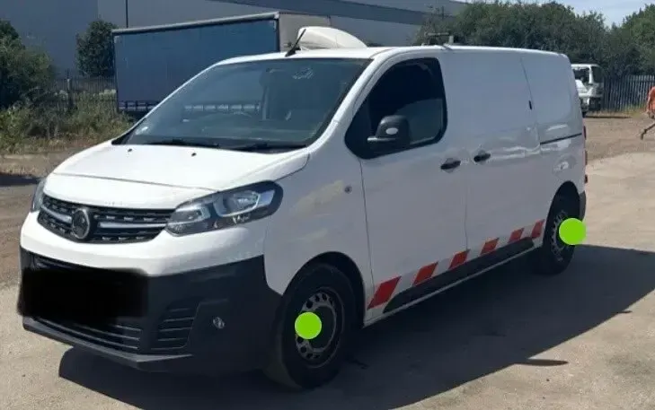 Used Vauxhall Vivaro Edition 100 HP (73 kW) 2019 White MPV