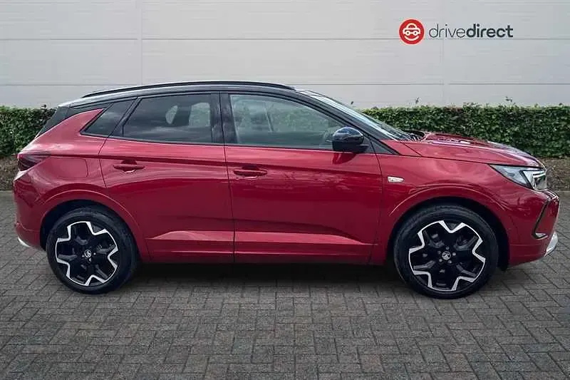 Used Vauxhall Grandland X Ultimate 130 HP (95 kW) 2023 Red SUV