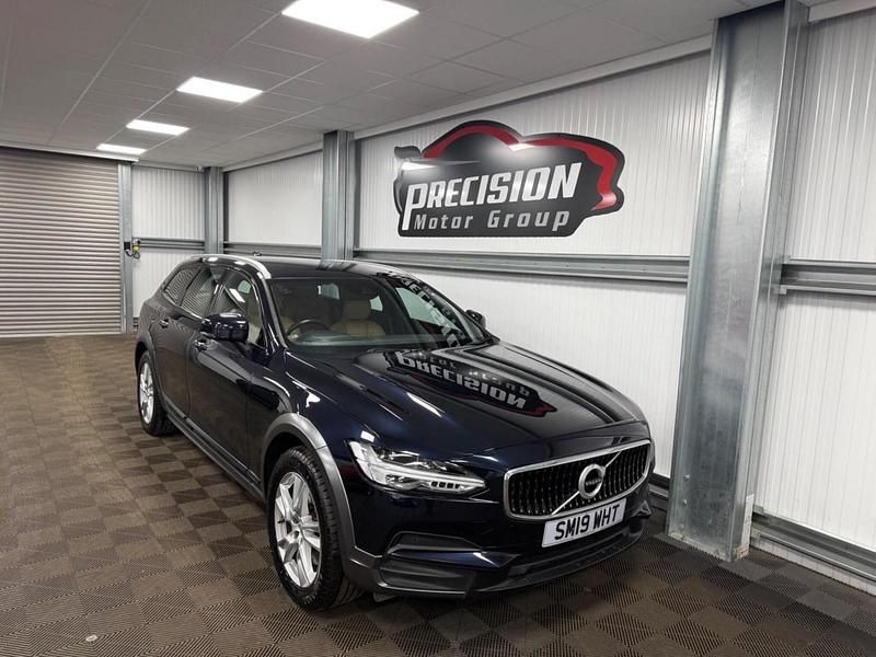 Used Volvo V90 CC 2019 Blue Estate