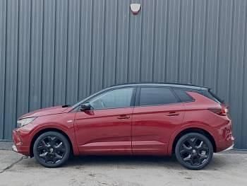 Used Vauxhall Grandland X Ultimate 130 HP (95 kW) 2022 Red SUV