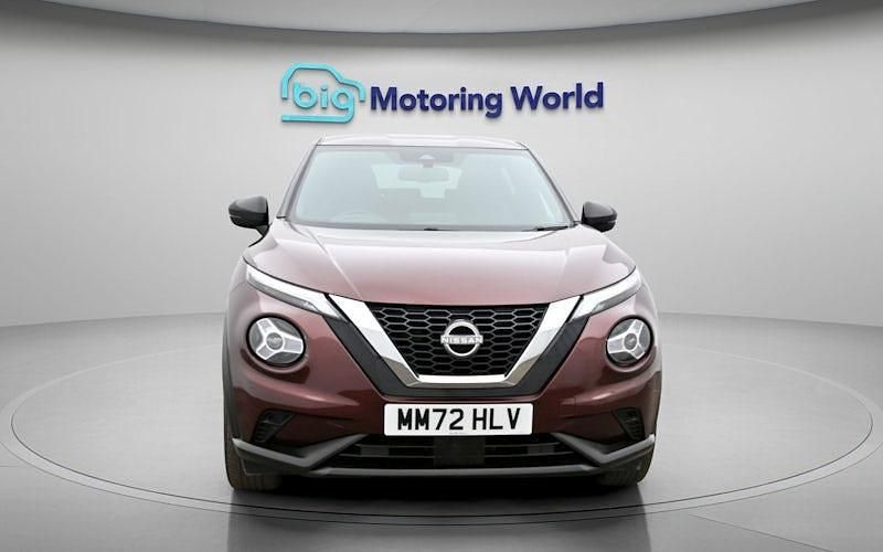 Used Nissan Juke N-Connecta 114 HP (83 kW) 2023 Red SUV