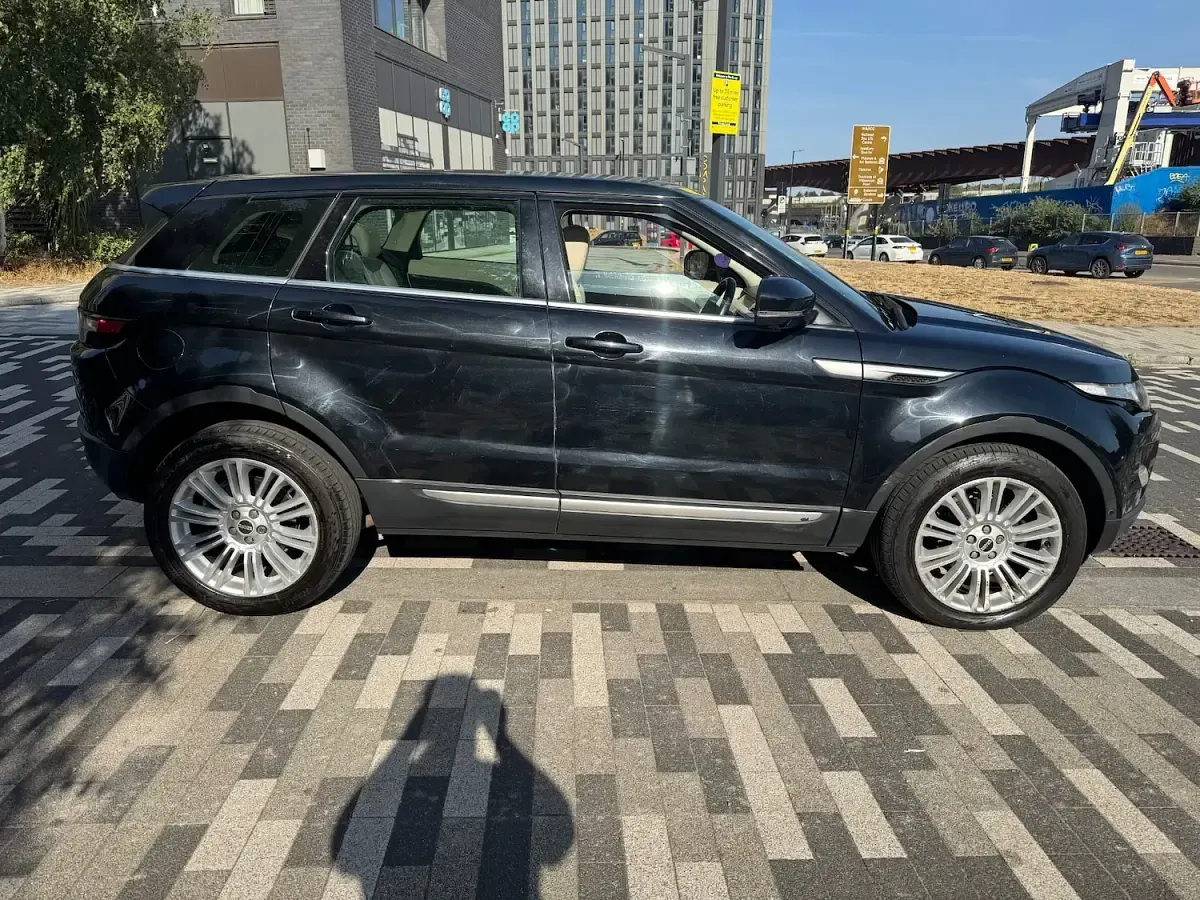 Used Land Rover Range Rover evoque Prestige 2011 Black Estate