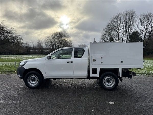 White Used 2020 Toyota HiLux Active Pickup | £28,794 - Image 1/1