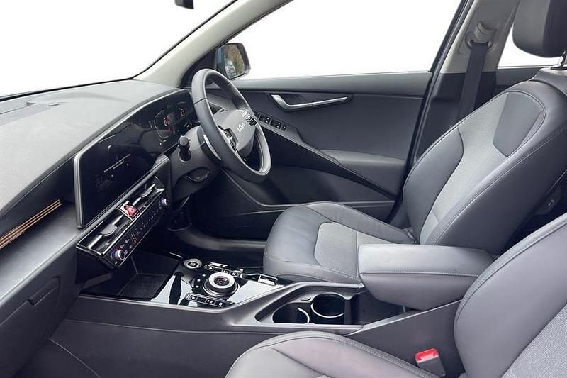 Used Kia Niro 139 HP (102 kW) 2024 Mineral blue SUV