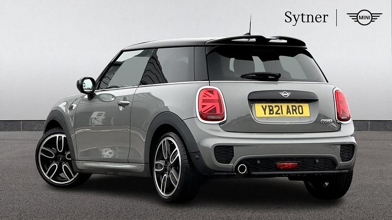 Used Mini Cooper Sport 134 HP (98 kW) 2021 Moonwalk grey Hatchback