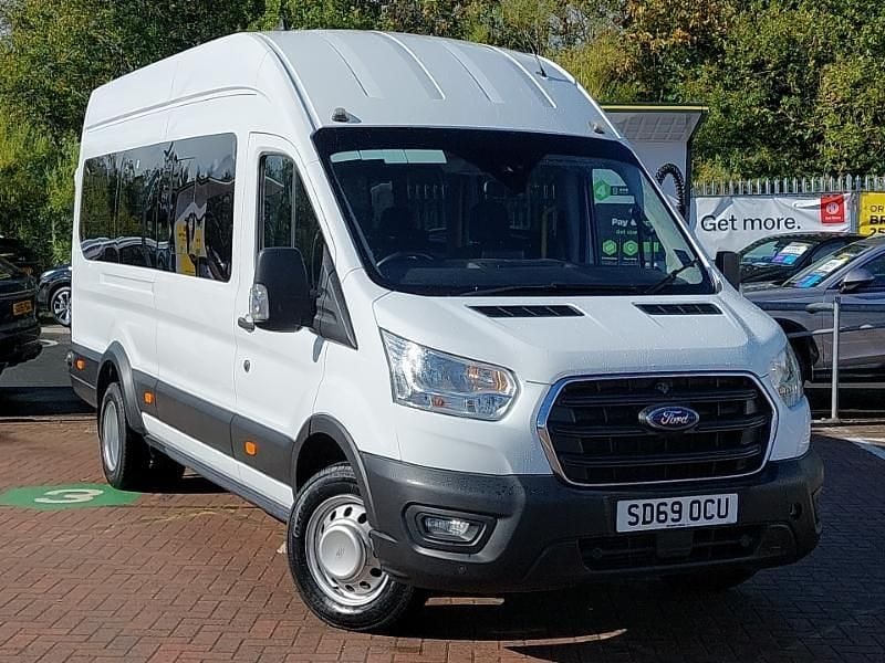 White Used 2019 Ford Transit MPV | £17,998 (Fair price) - Image 1/4