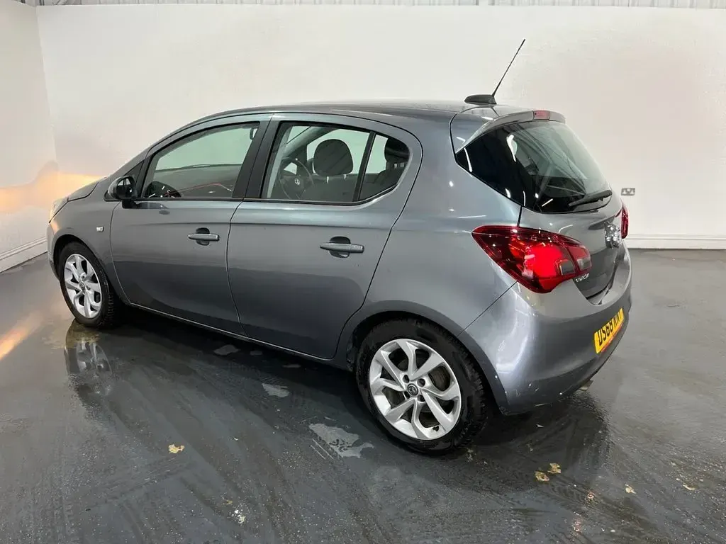 Used Vauxhall Corsa SRi 90 HP (66 kW) 2018 Grey Hatchback