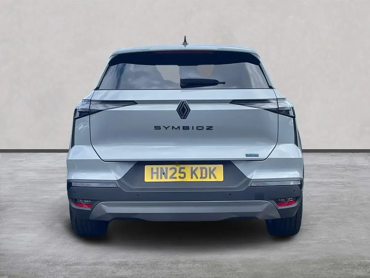 Used Renault Symbioz Techno Esprit Alpine 145 HP (106 kW) 2025 Grey SUV
