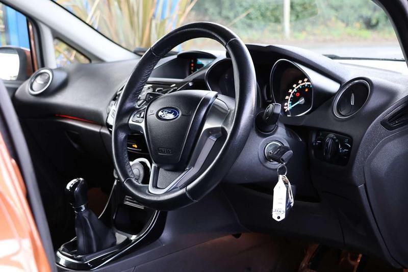 Used Ford Fiesta Zetec 2015 Brown Hatchback