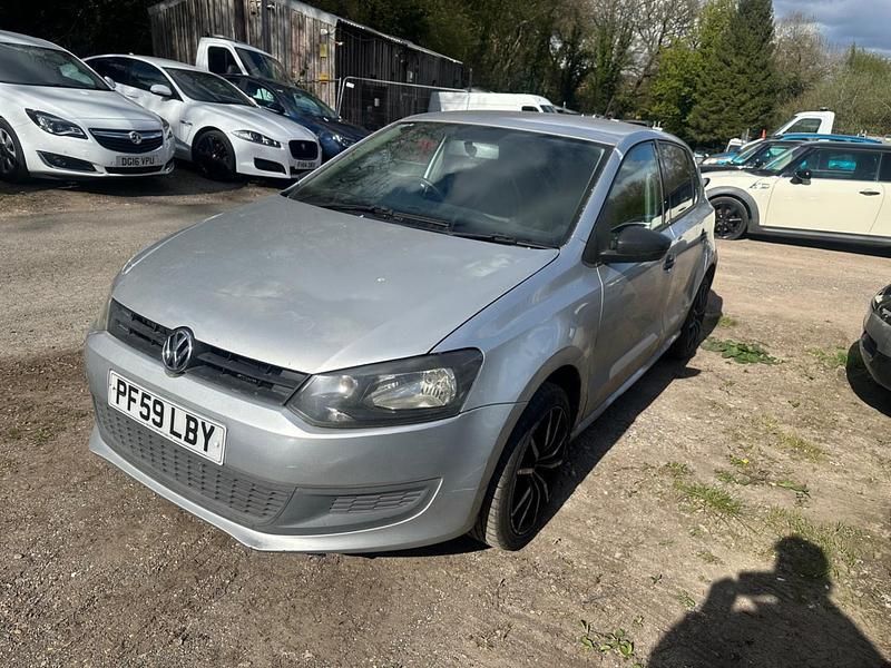 Used VW Polo S 70 HP (51 kW) 2010 Silver Hatchback