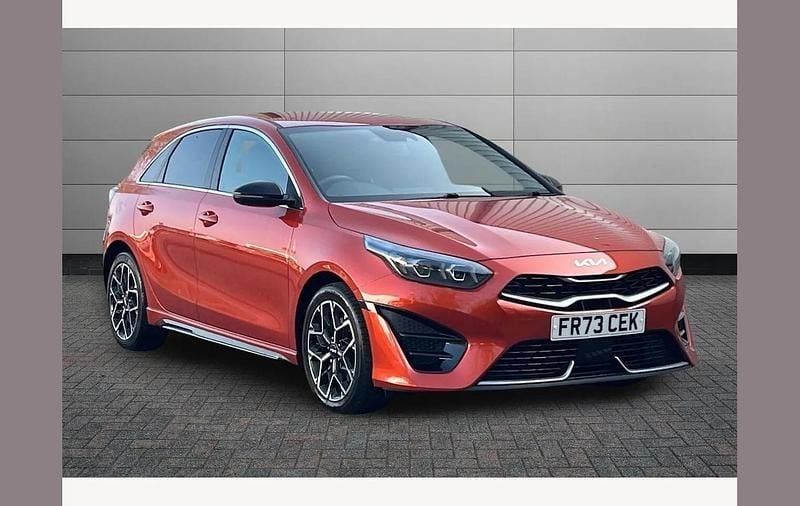 Used Kia Ceed GT-Line 158 HP (116 kW) 2023 Orange Hatchback
