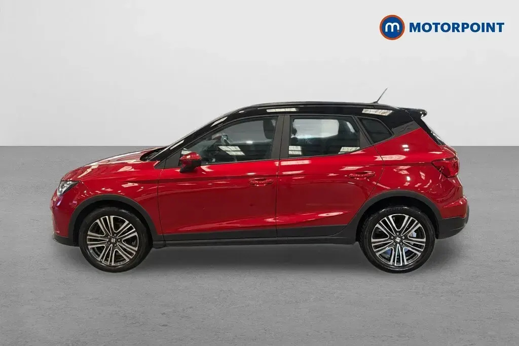 Used Seat Arona SE Technology 2023 Red SUV
