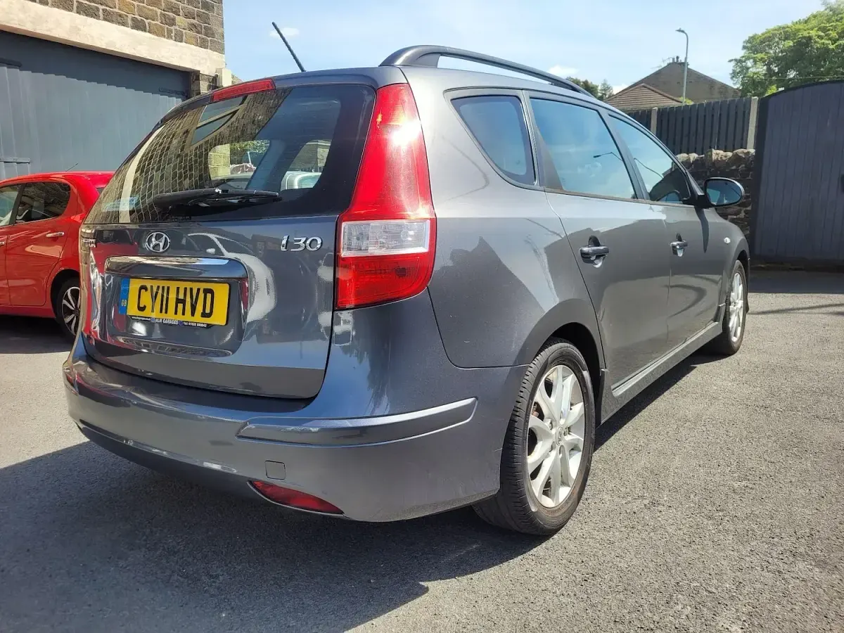 Used Hyundai i30 Comfort 2011 Grey Estate