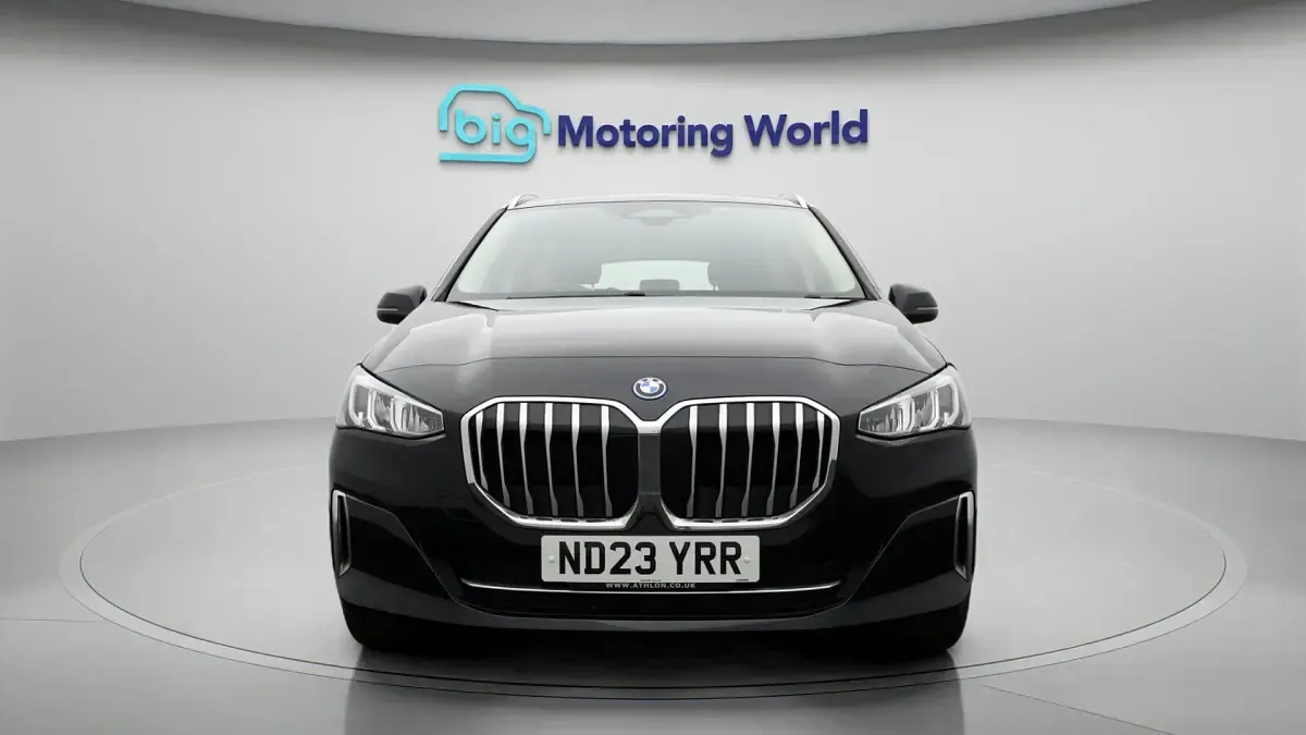 Used BMW 225 Active Tourer Luxury Line 241 HP (177 kW) 2023 Black MPV