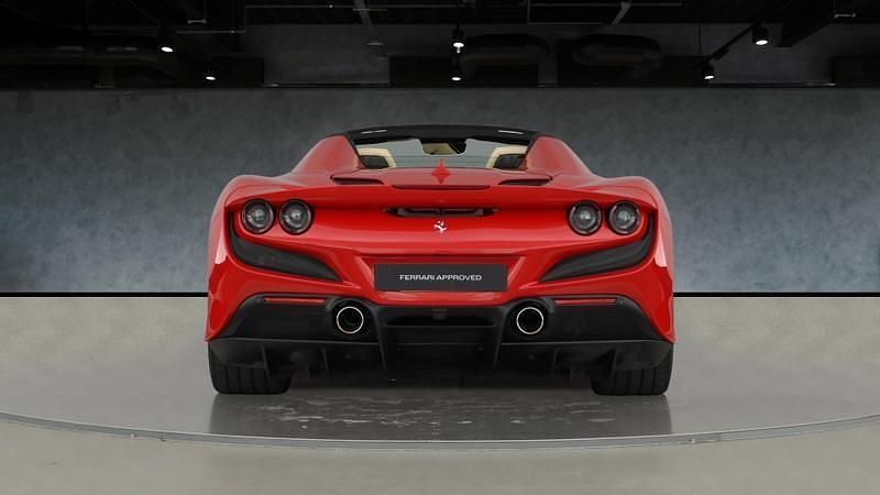Used Ferrari F8 720 HP (529 kW) 2022 Red Cabriolet