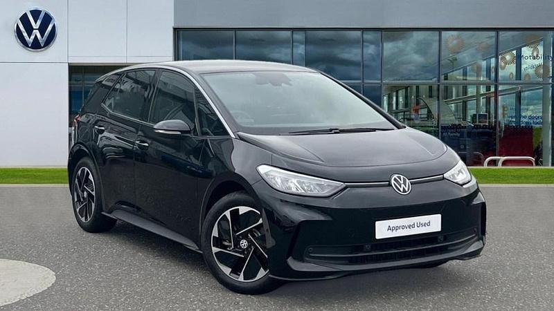 Grenadilla black metallic Used 2024 VW ID.3 Pro Hatchback | £22,957 (Super price) - Image 1/4