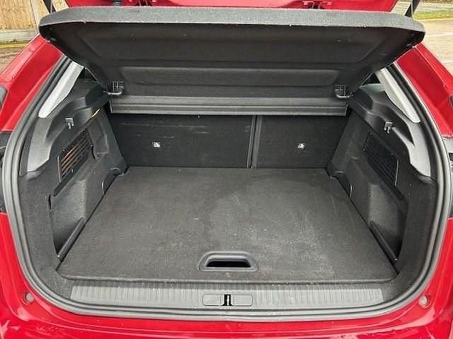 Used Citroën C4 PureTech 130 HP (95 kW) 2022 Red Hatchback