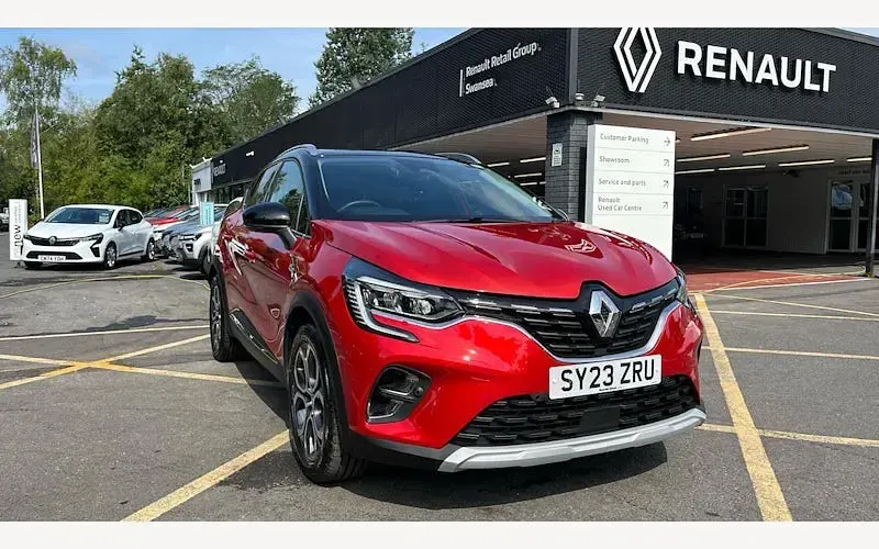 Used Renault Captur Techno 143 HP (105 kW) 2024 SUV