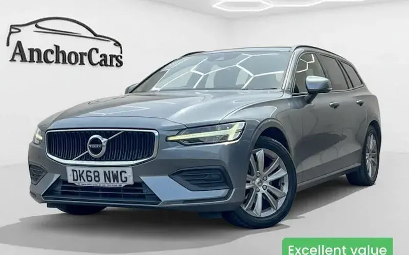 Usado Volvo V60 Momentum 150 HP (110 kW) 2019 Carrinha