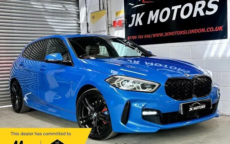 Begagnad BMW 118 M Sport 140 HK (102 kW) 2020 Halvkombi