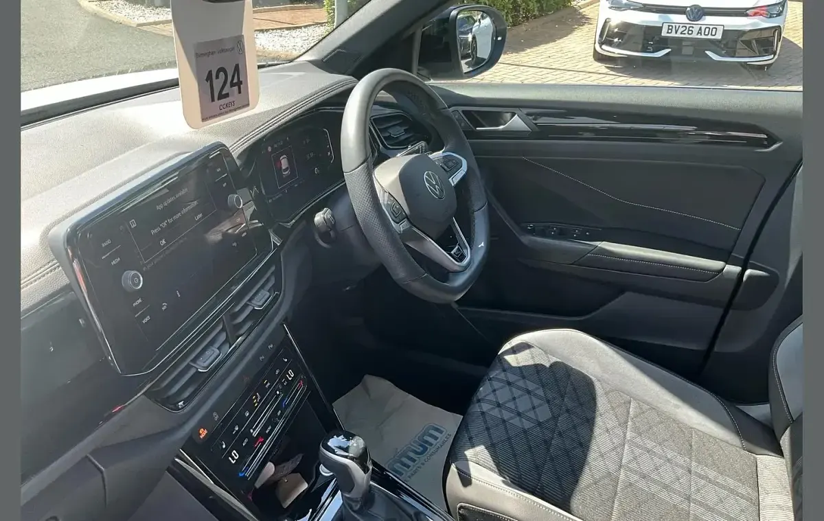 Used VW T-Roc Black Edition 150 HP (110 kW) 2025 White SUV