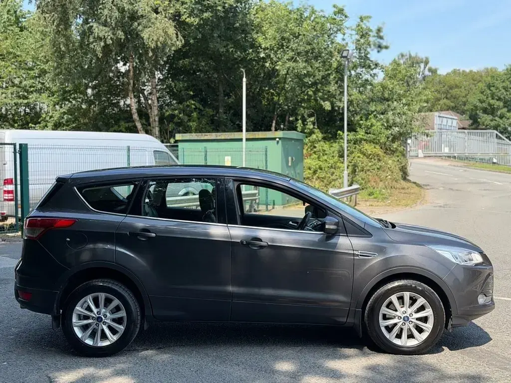 Used Ford Kuga Titanium 150 HP (110 kW) 2015 Grey SUV
