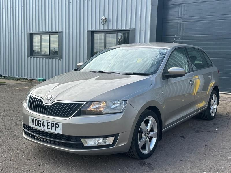 Used Skoda Rapid SE 2015 Beige Hatchback