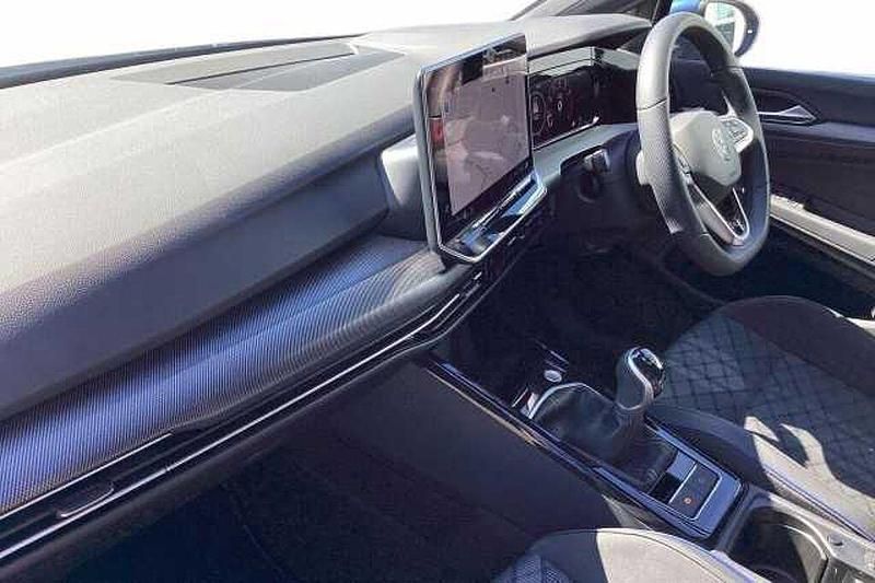 Used VW Golf VIII 150 HP (110 kW) 2025