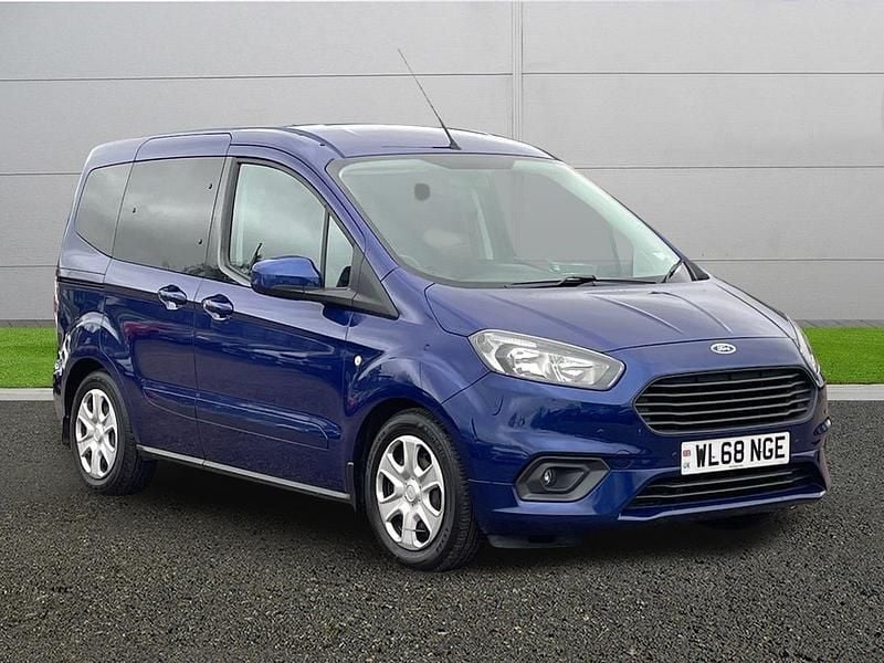 Used Ford Tourneo Courier Zetec 2019 Blue MPV