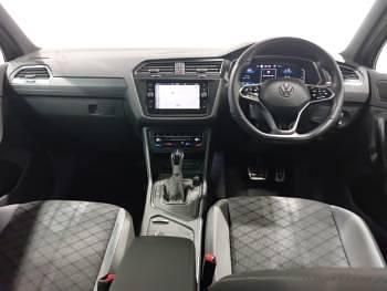 Second-hand VW Tiguan R-line Edition 150 CP (110 kW) 2023 Gri SUV