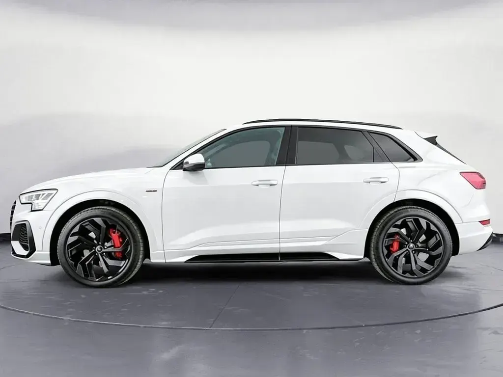 Used Audi e-tron Black Edition 230 kW (313 HP) 2021 White SUV