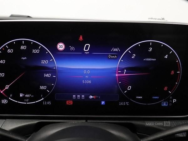 Used Mercedes C220 AMG Line Premium Plus 200 HP (147 kW) 2025 Silver Sedan