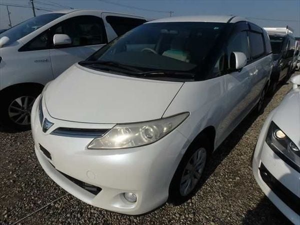 White Used 2009 Toyota Estima MPV | £7,495 (Fair price) - Image 1/1