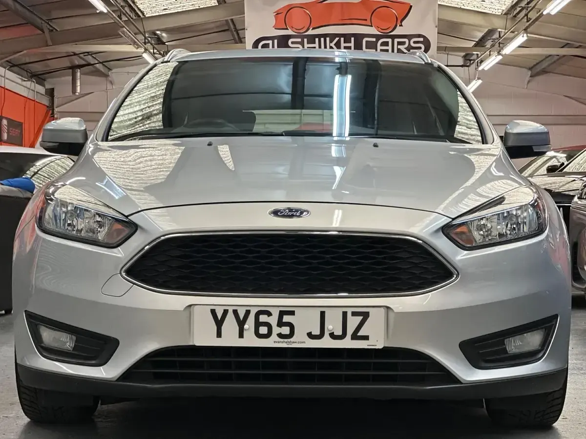 Used Ford Focus Zetec 115 HP (84 kW) 2015 Silver Estate