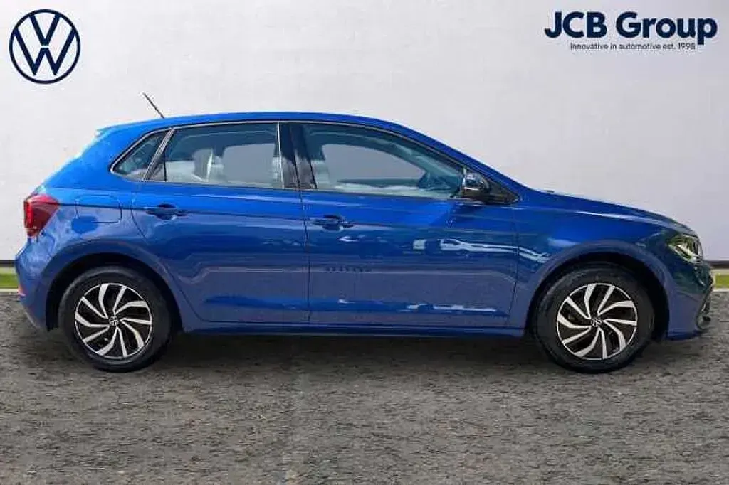 Begagnad VW Polo 95 HK (69 kW) 2023 Halvkombi