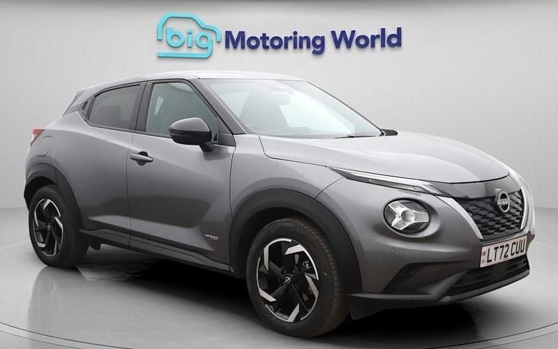 Used Nissan Juke N-Connecta 143 HP (105 kW) 2023 Grey SUV