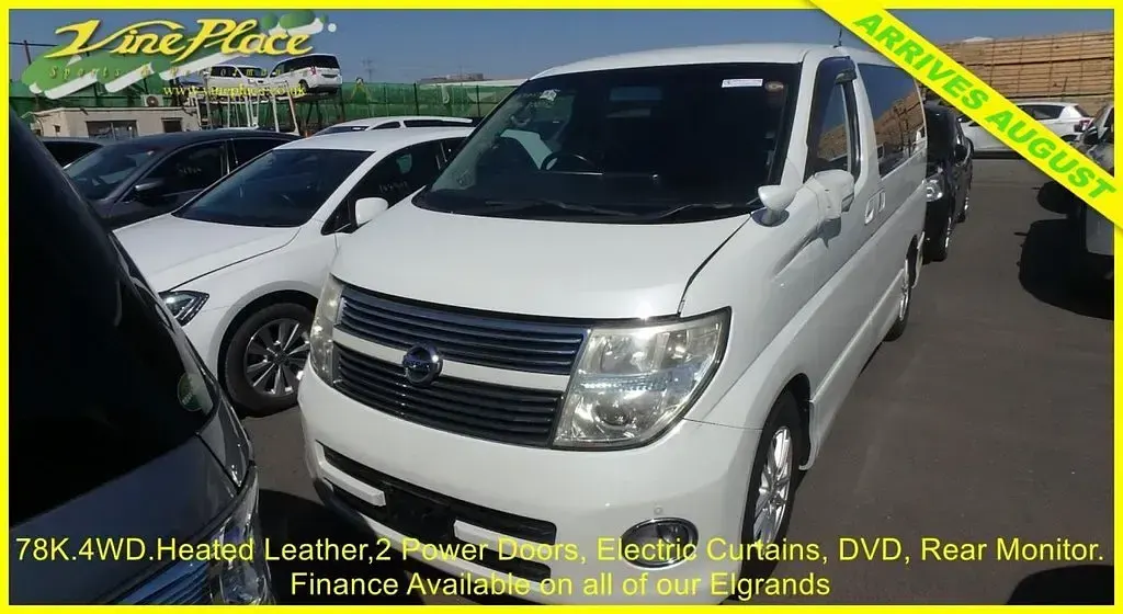 Used Nissan Elgrand Premium Edition 2009 White MPV