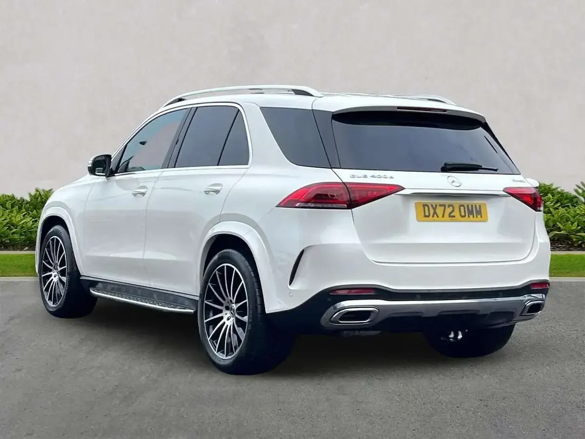 Used Mercedes GLE400 AMG line 2022 White Estate