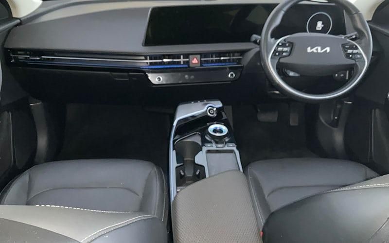 Used 2024 Kia EV6 Air SUV | £21,266 (Super price) - Image 1/3