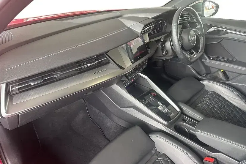 Used Audi S3 Sportback Comfort 310 HP (228 kW) 2022 Red Hatchback
