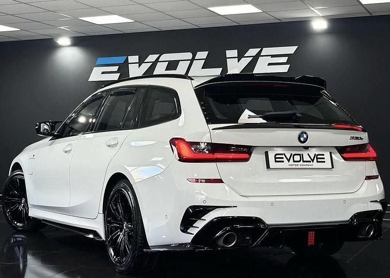 Used BMW 330 M Sport 2021 White Estate