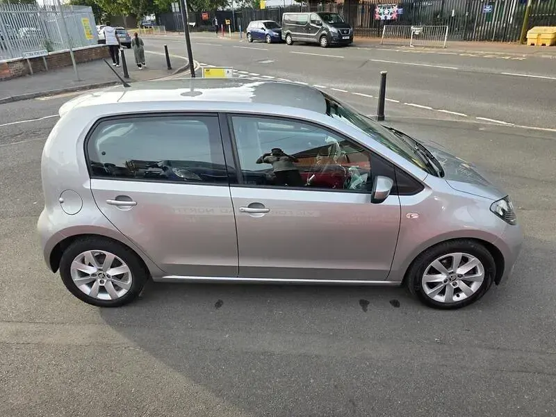 Used Skoda Citigo SE L 75 HP (55 kW) 2018 Silver Hatchback