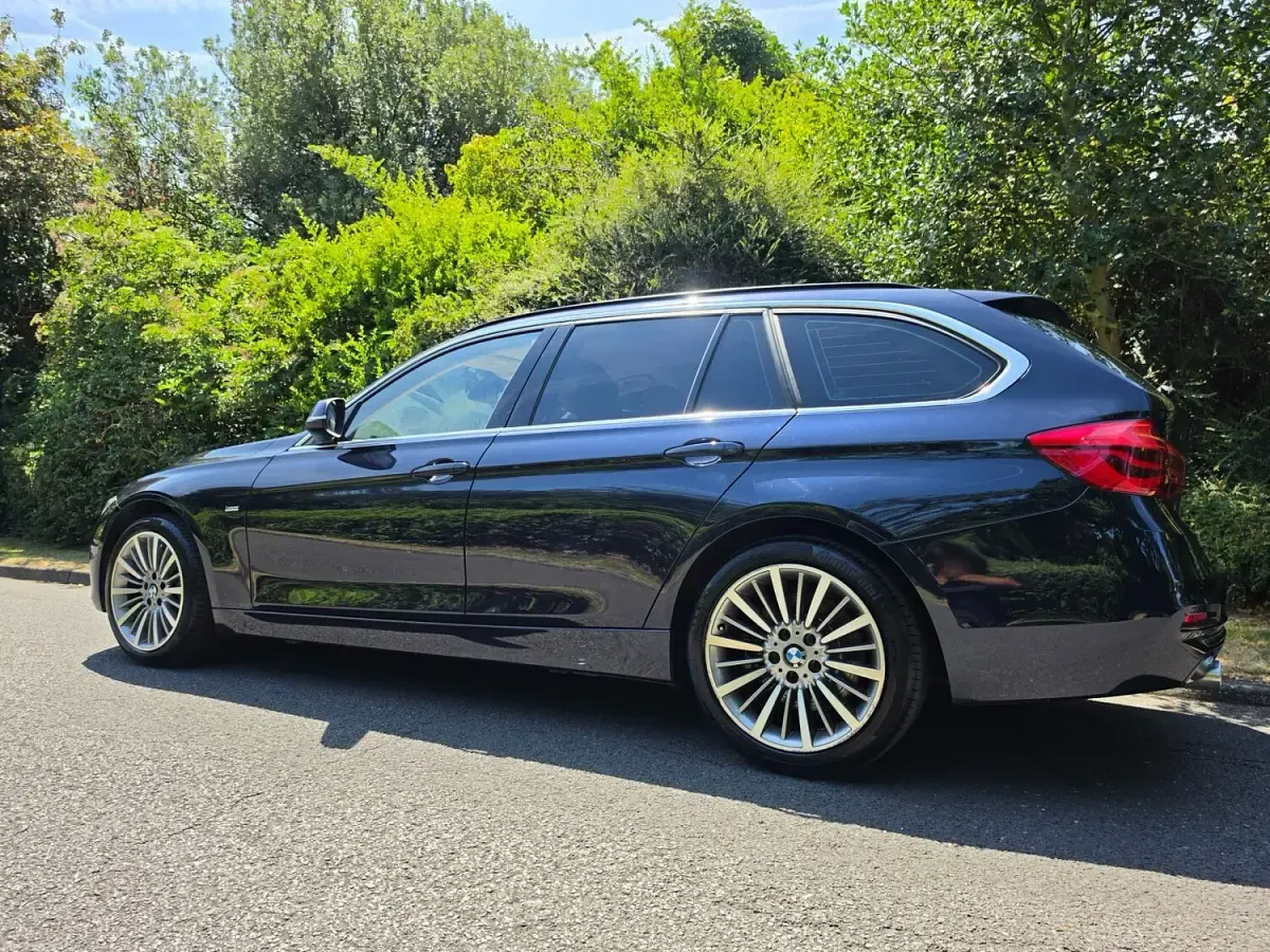 Used BMW 340 Luxury Line 2017 Blue Estate