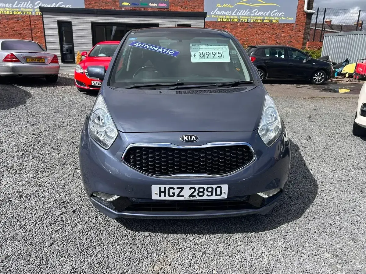 Used Kia Venga 123 HP (90 kW) 2017 Blue Hatchback