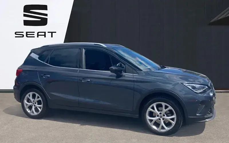 Used Seat Arona FR 110 HP (80 kW) 2023 SUV