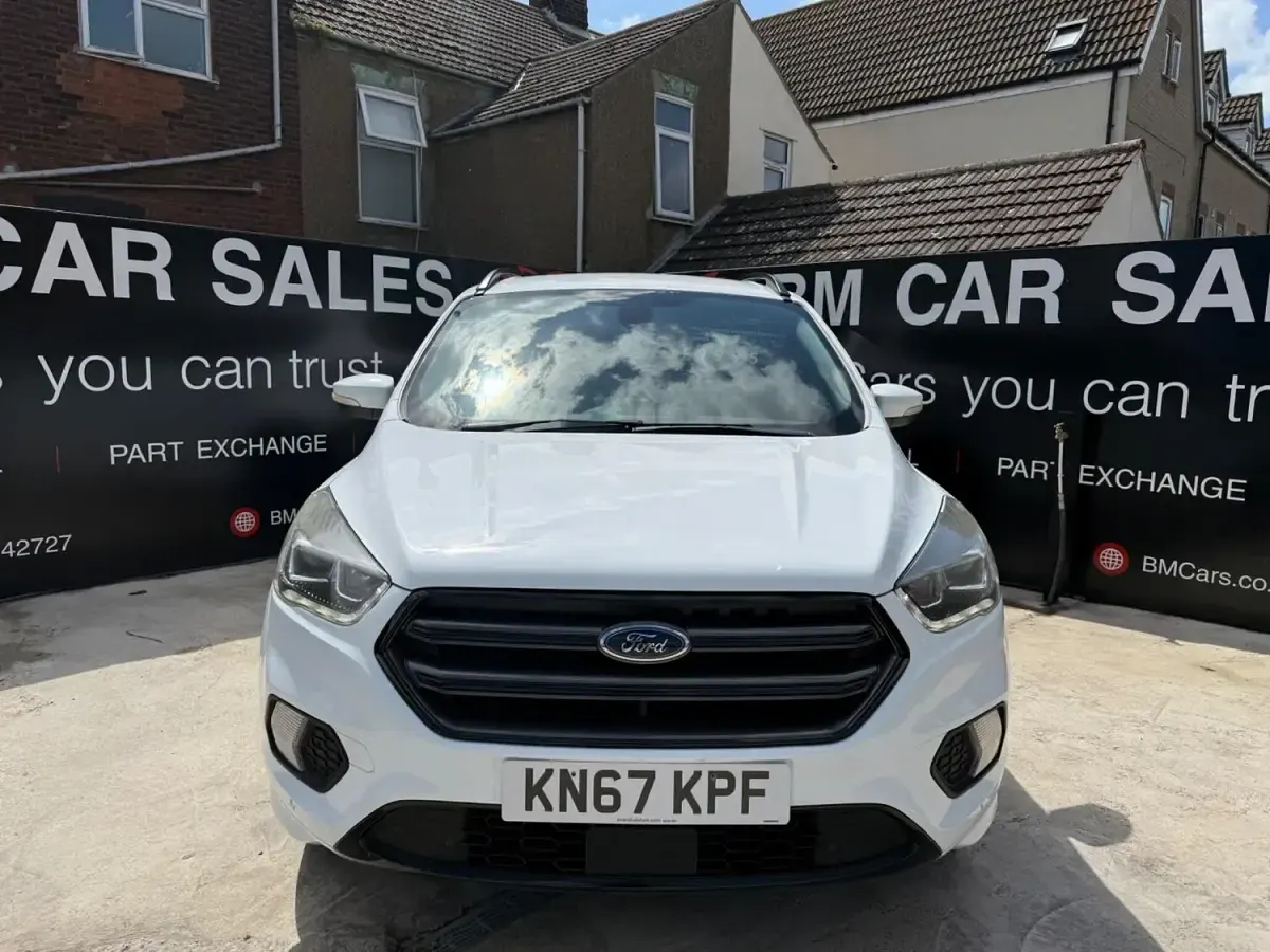 Used Ford Kuga ST-Line 180 HP (132 kW) 2017 White SUV