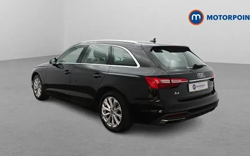 Used Audi A4 150 HP (110 kW) 2021 Black Estate