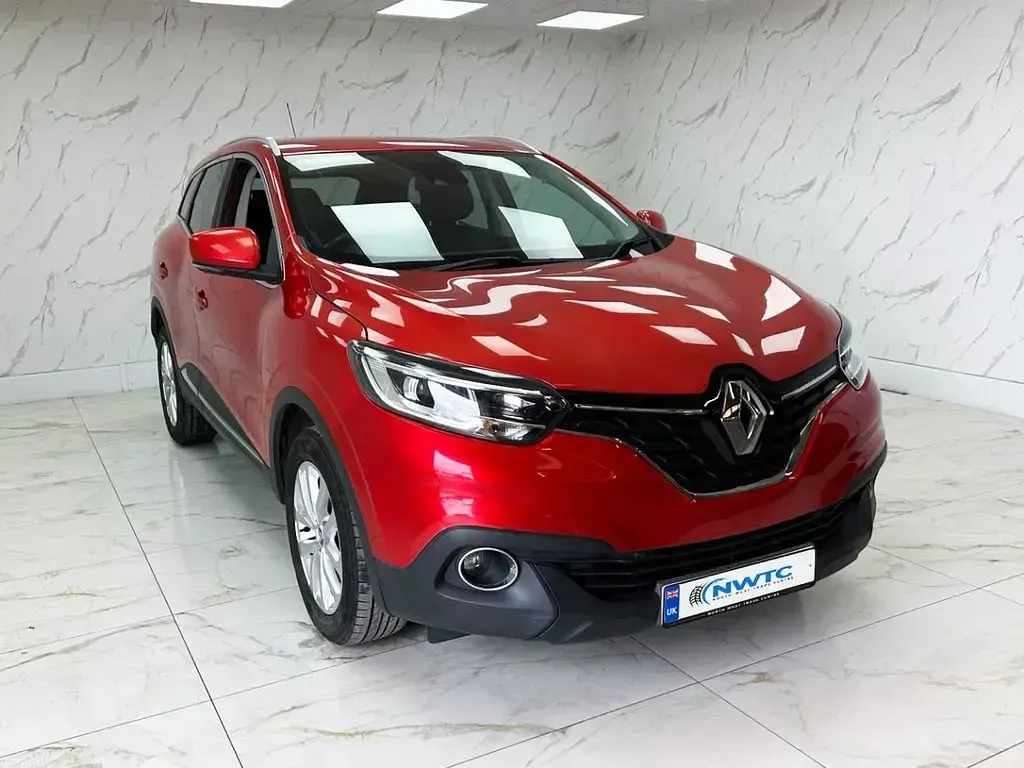 Used Renault Kadjar Dynamique 140 HP (102 kW) 2018 Red SUV