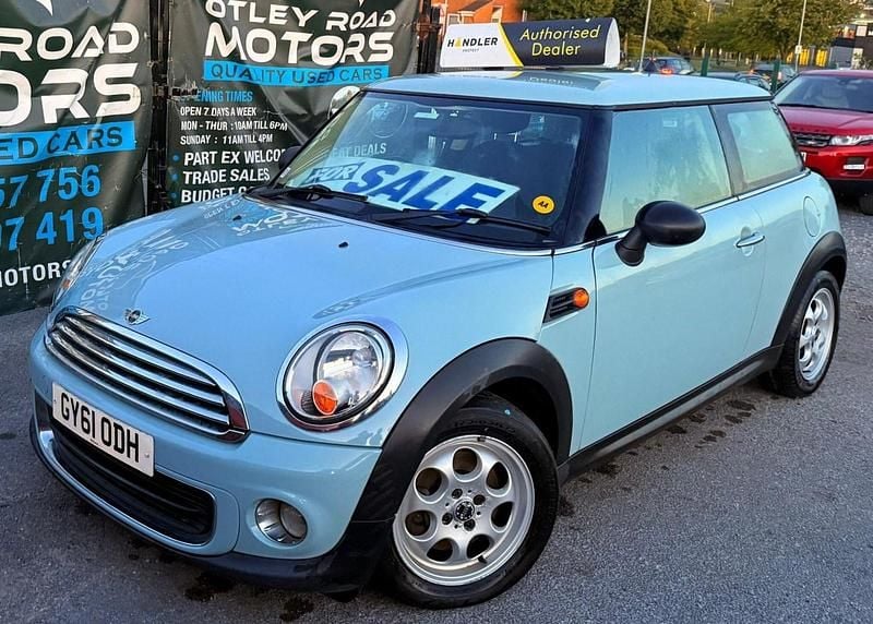 Blue Used 2011 Mini ONE Hatch Hatchback | £2,195 (Fair price) - Image 1/4