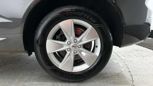 Usado Volvo XC60 Momentum 194 HP (142 kW) 2022 SUV
